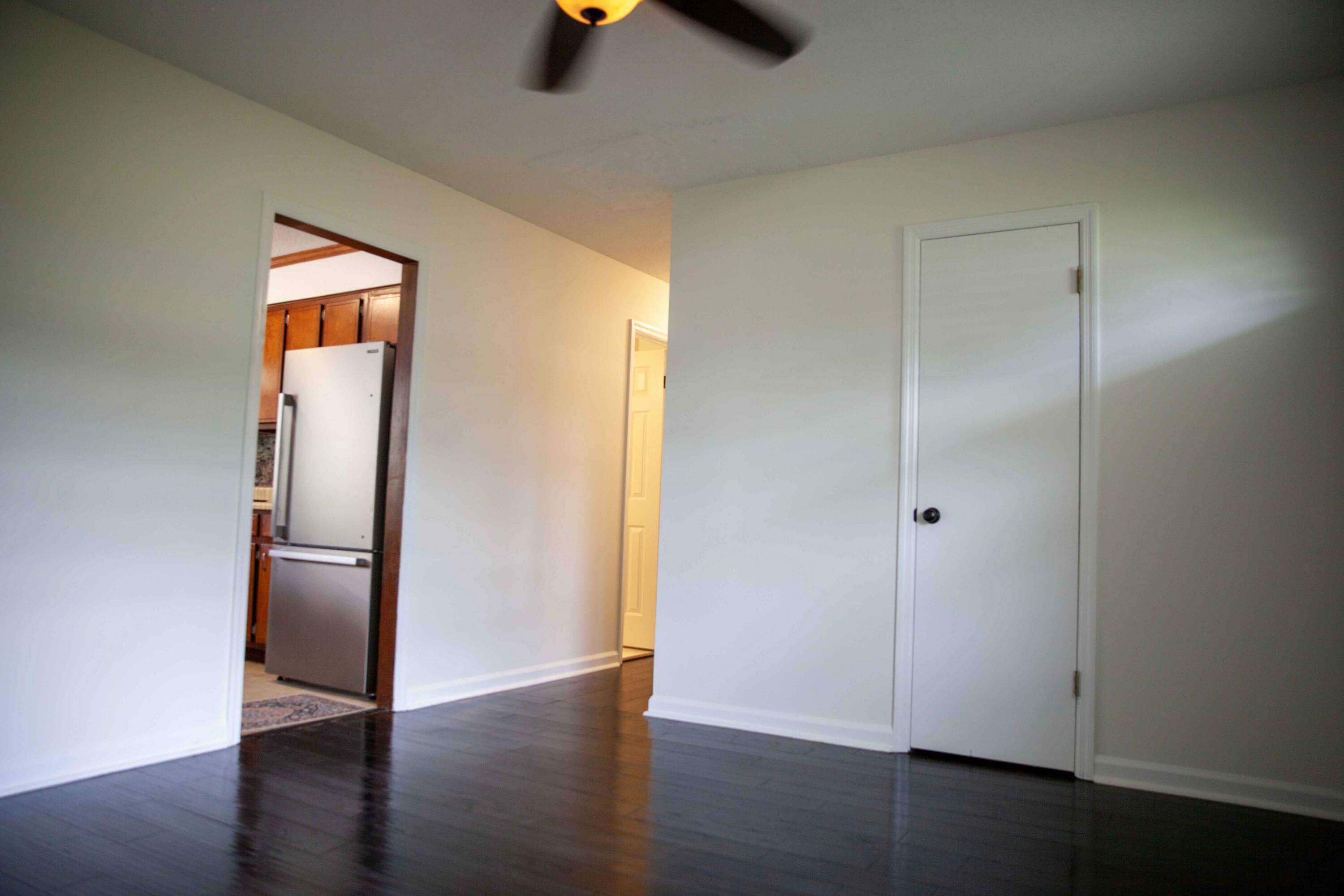 3209 Hillsview Drive Augusta, GA 30909 - Photo 5 of 29 2LivingRoom2