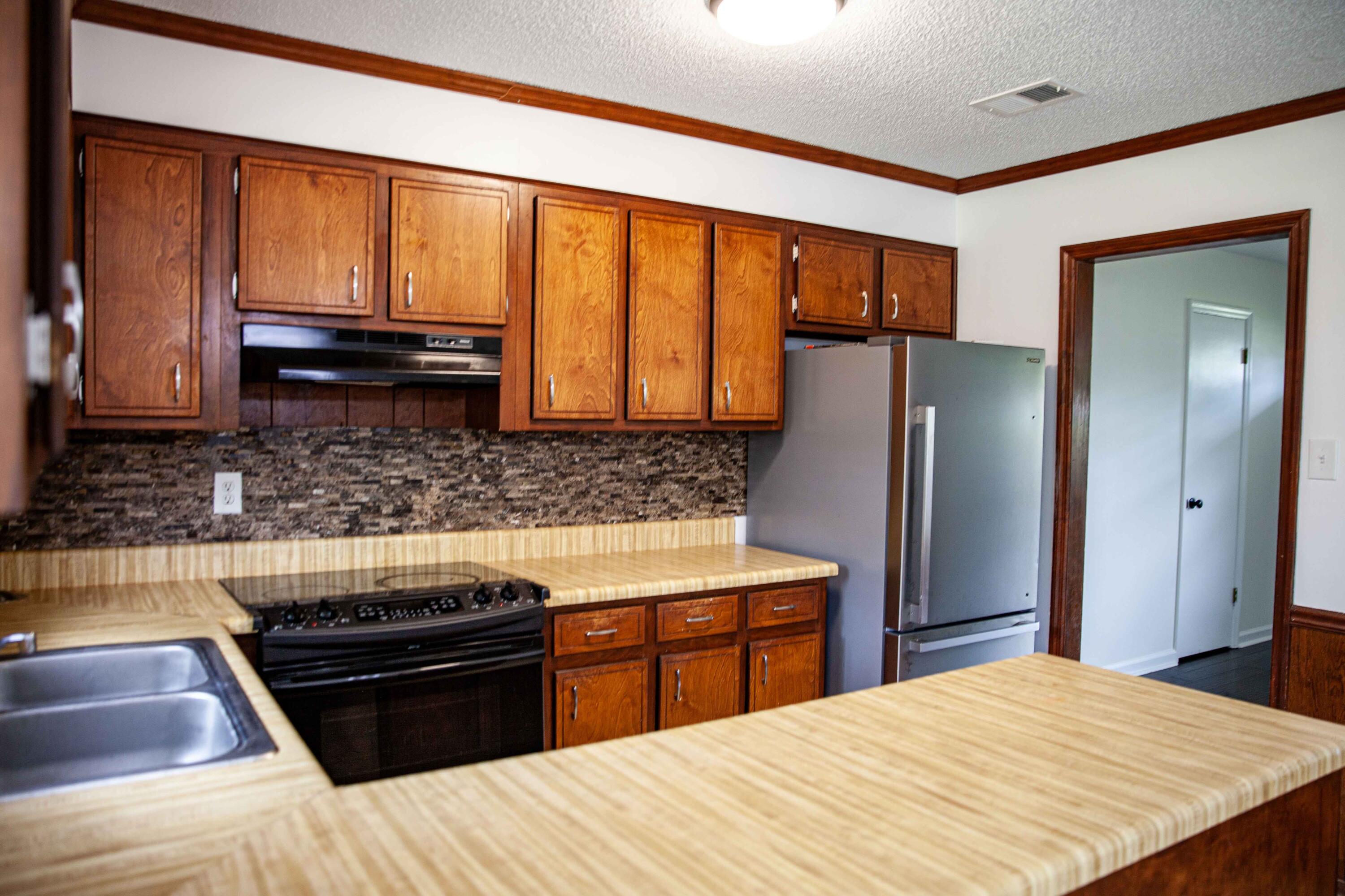 3209 Hillsview Drive Augusta, GA 30909 - Photo 10 of 29 3Kitchen3