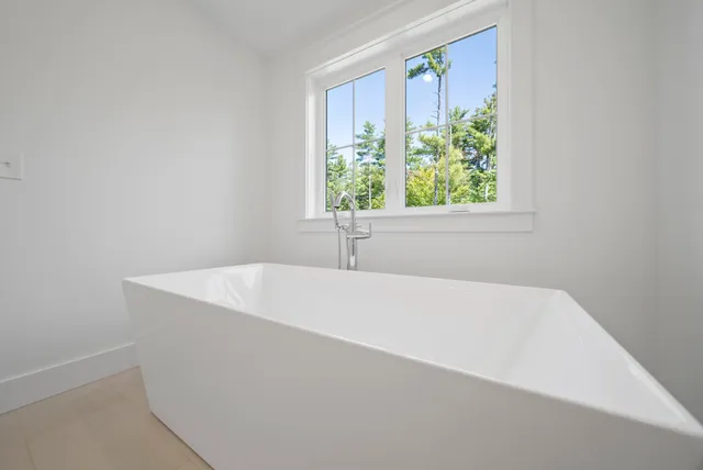 $1,450,000 | 29 Westover Lane, Bow, NH 03304