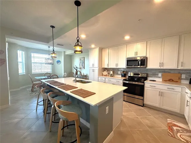 $6,000 | 12240 Wellen Golf Street, Unit 302, Venice, FL 34285