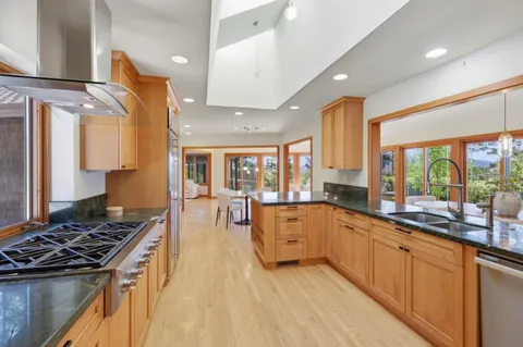 $2,198,000 | 25991 Mar Vista Court, Los Gatos, CA 95033