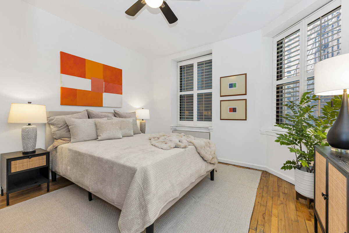 214 Riverside Drive, Unit 202/203 Manhattan, NY 10025 - Photo 9 of 17