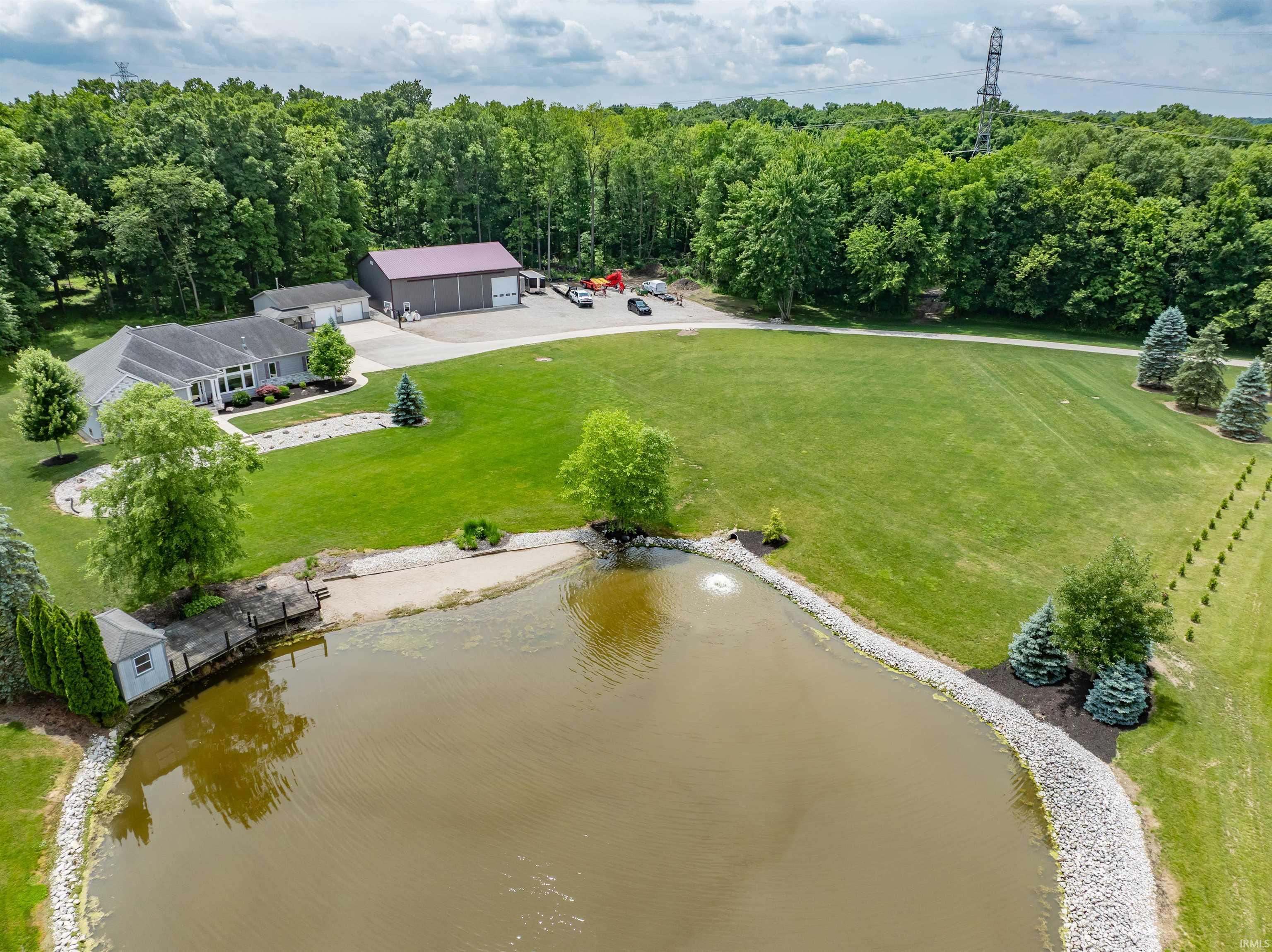 3330 Hursh Road Fort Wayne, IN 46845 - Photo 9 of 36