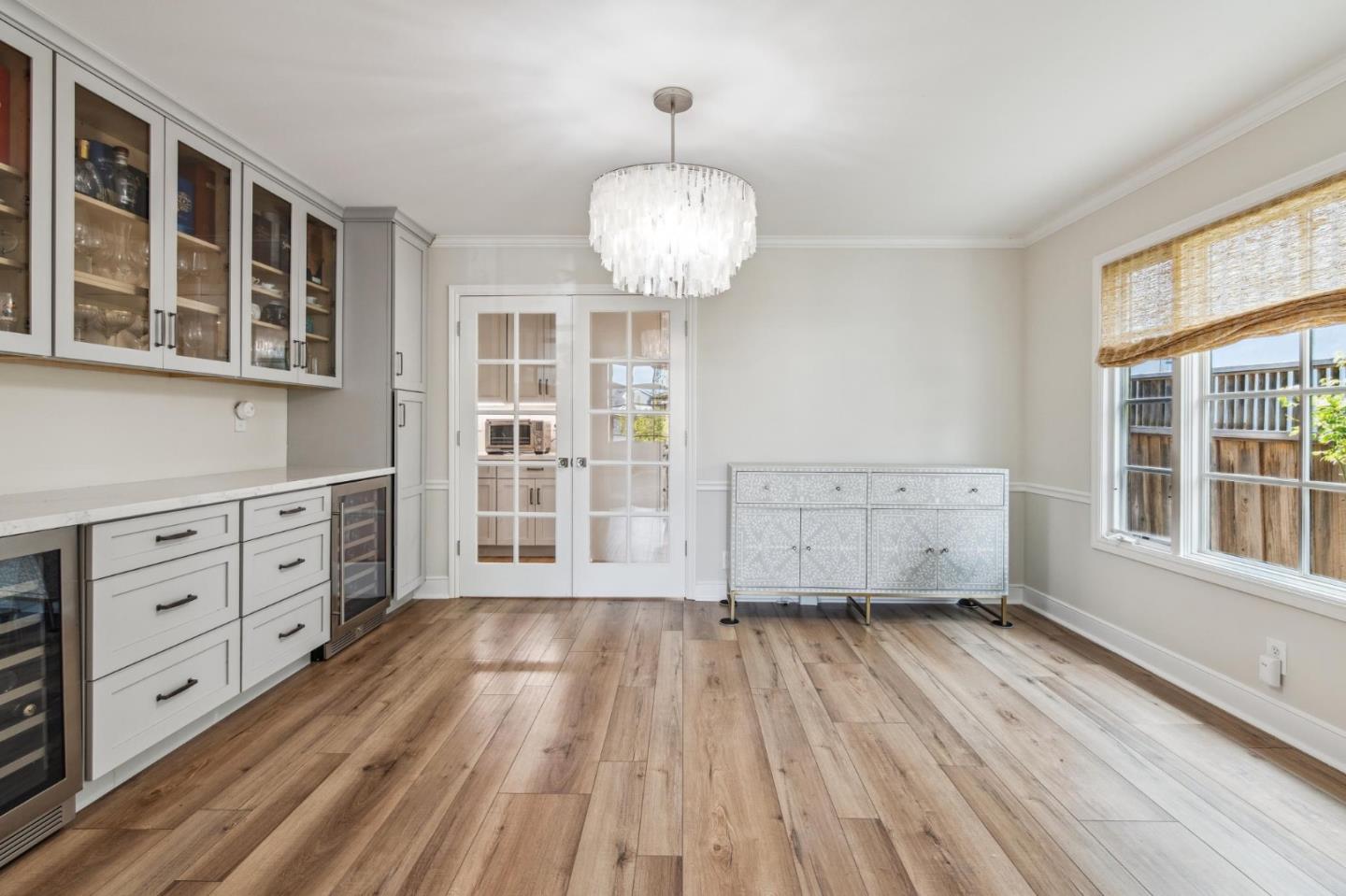 731 Oregon Avenue San Mateo, CA 94402 - Photo 4 of 34 a view of a room with cabinet wooden floor and windows