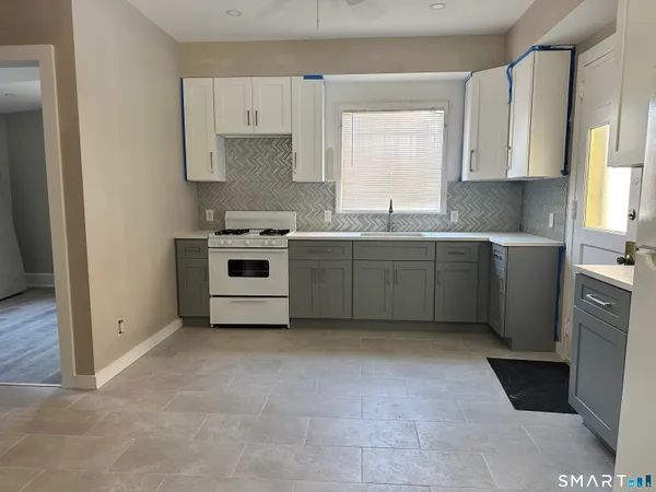 a view of a storage & utility room