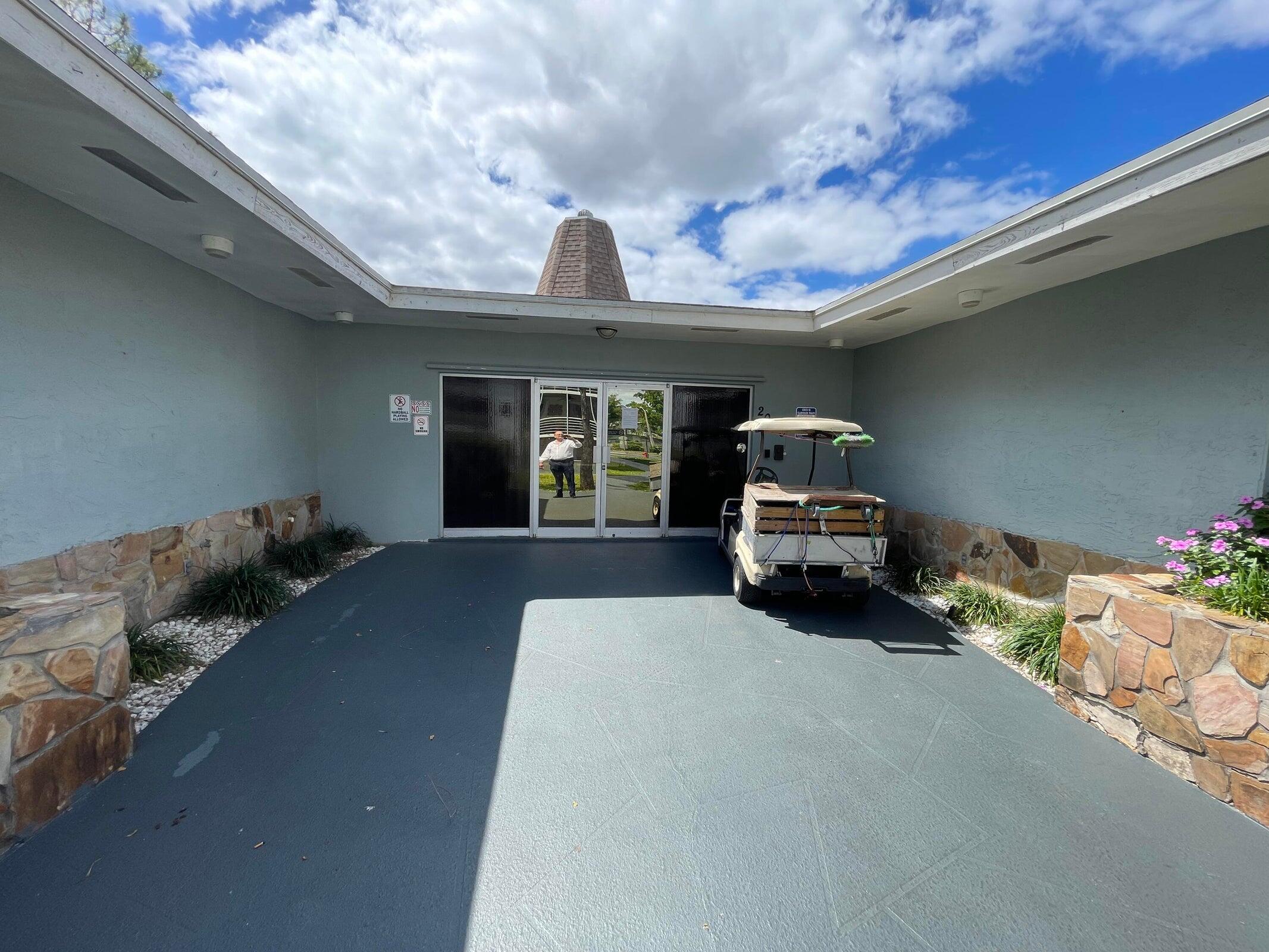 2100 Springdale Boulevard, Unit 209 Palm Springs, FL 33461 - Photo 22 of 27 20240408160352581708000000-o