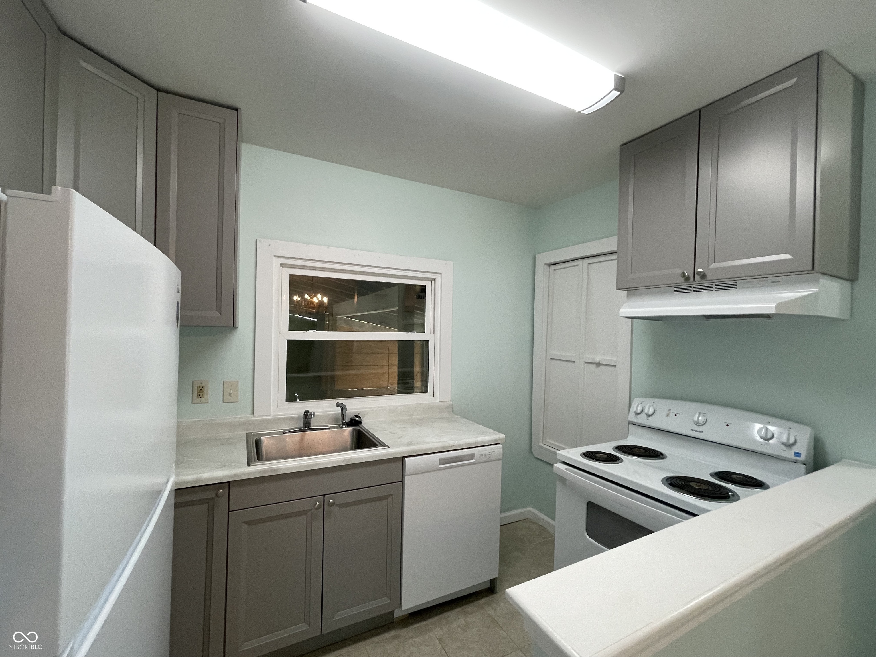1925 North Harding Street Indianapolis, IN 46202 - Photo 11 of 18