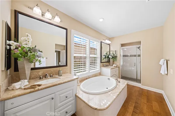 $2,199,000 | 70 Twin Gables, Irvine, CA 92620