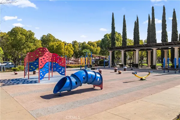 $2,199,000 | 70 Twin Gables, Irvine, CA 92620