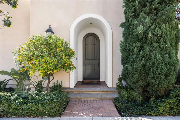 $2,199,000 | 70 Twin Gables, Irvine, CA 92620