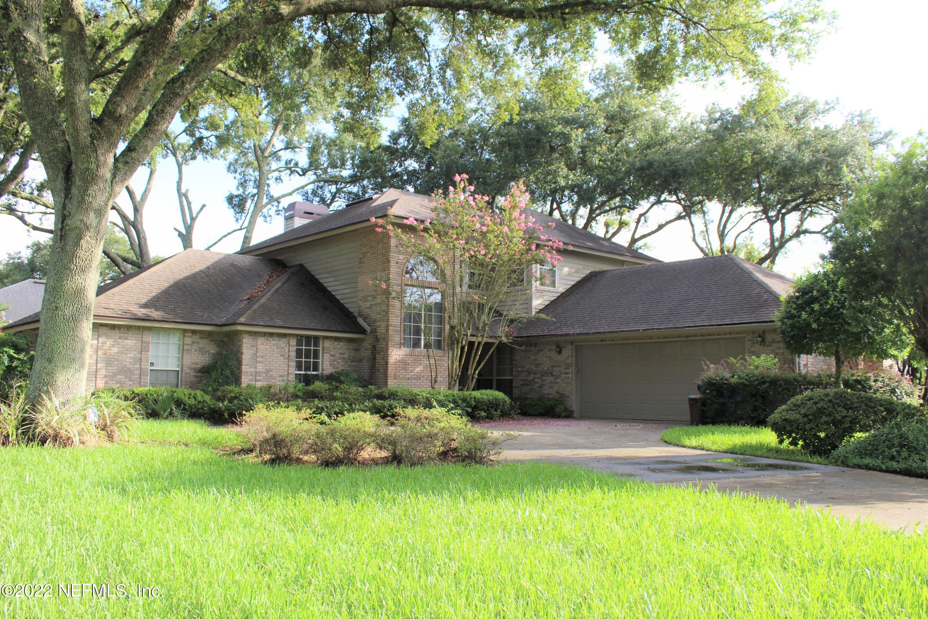 5018 Rivebrook Court Jacksonville, FL 32277 - Photo 2 of 45 Large Double Garage