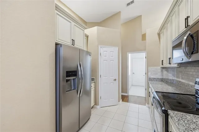 $3,600 | 6645 Franconia Drive, Belle Isle, FL 32812