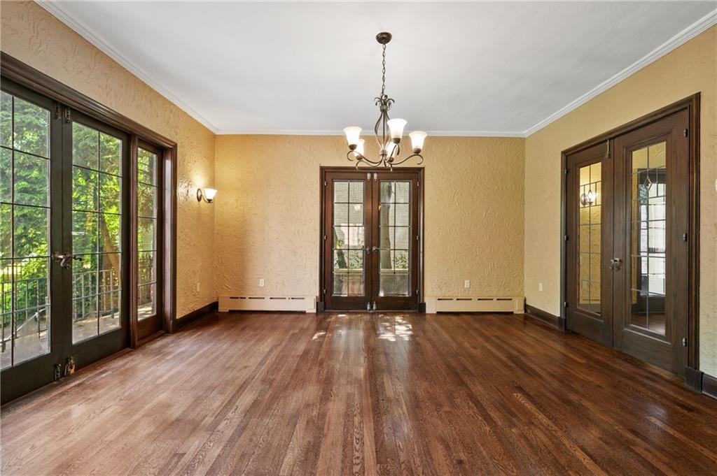 5454 Darlington Road Pittsburgh, PA 15217 - Photo 7 of 25