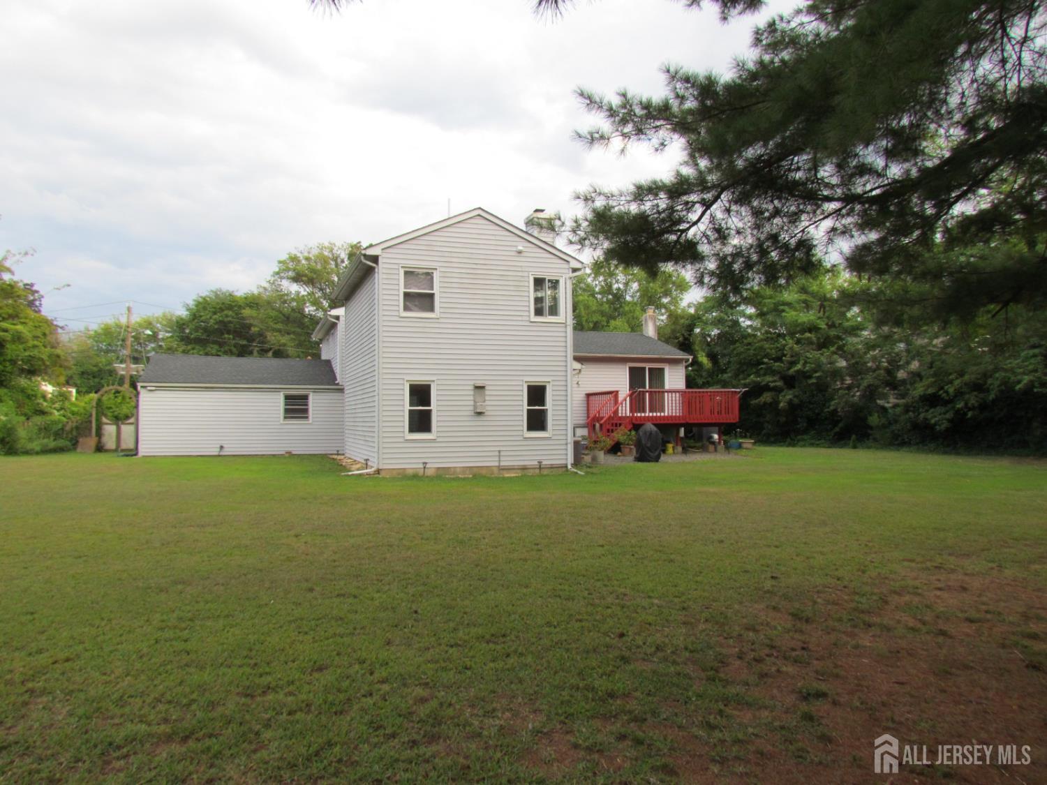 7 Wellington Road East Brunswick, NJ 08816 - Photo 16 of 17