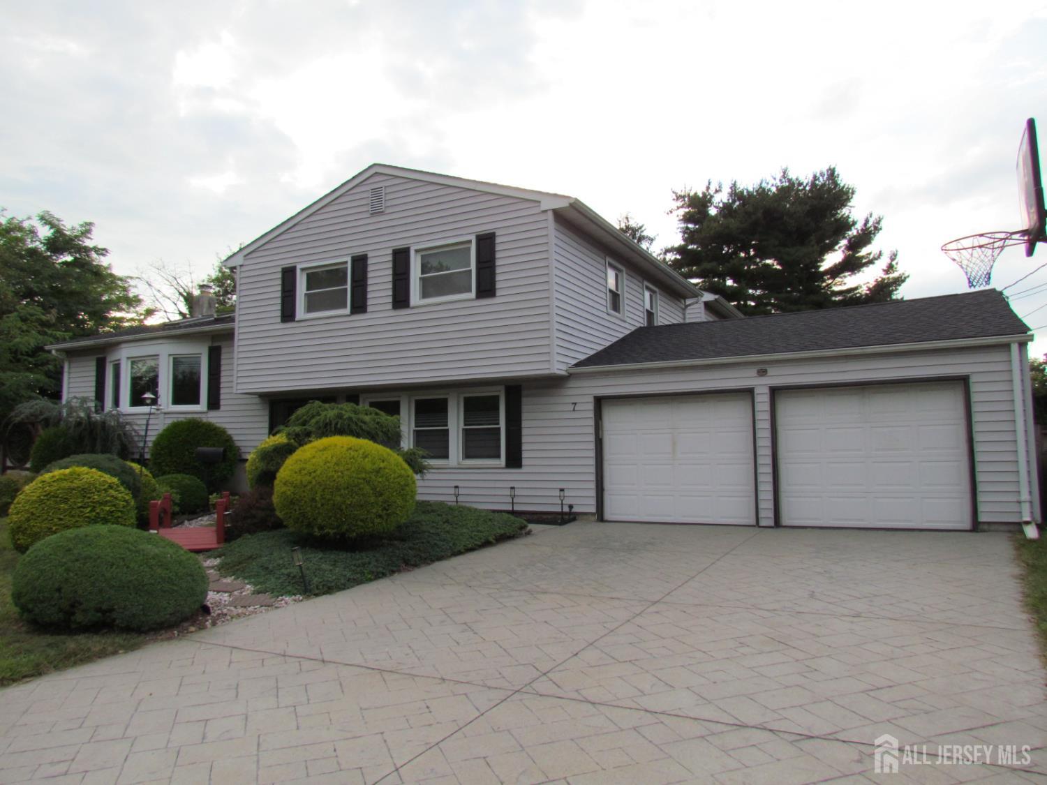 7 Wellington Road East Brunswick, NJ 08816 - Photo 17 of 17