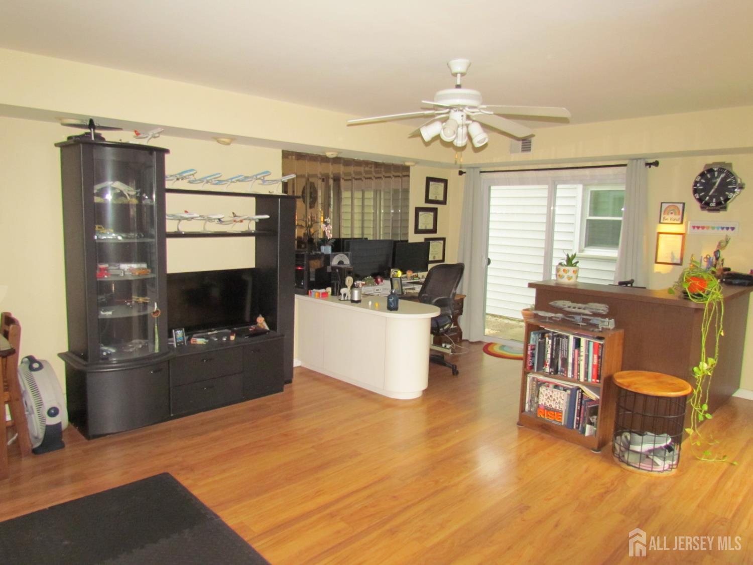 7 Wellington Road East Brunswick, NJ 08816 - Photo 7 of 17