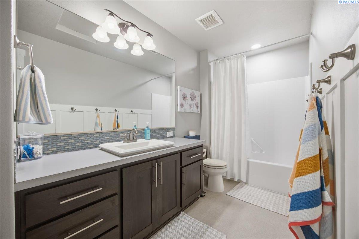 89703 East Sagebrush Road Kennewick, WA 99338 - Photo 26 of 38 Gallery Image 26