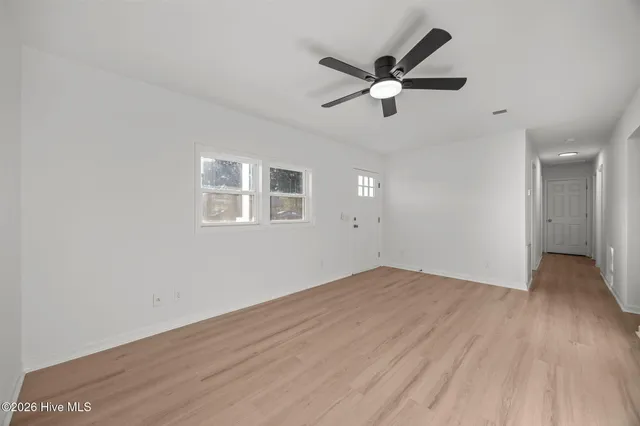 $369,900 | 322 Lancaster Road, Wilmington, NC 28409