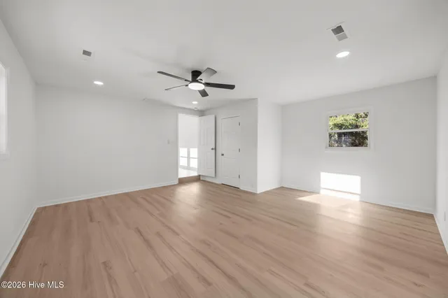 $369,900 | 322 Lancaster Road, Wilmington, NC 28409