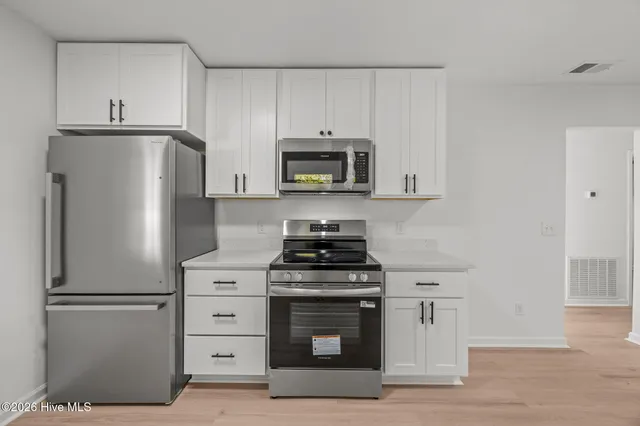 $369,900 | 322 Lancaster Road, Wilmington, NC 28409