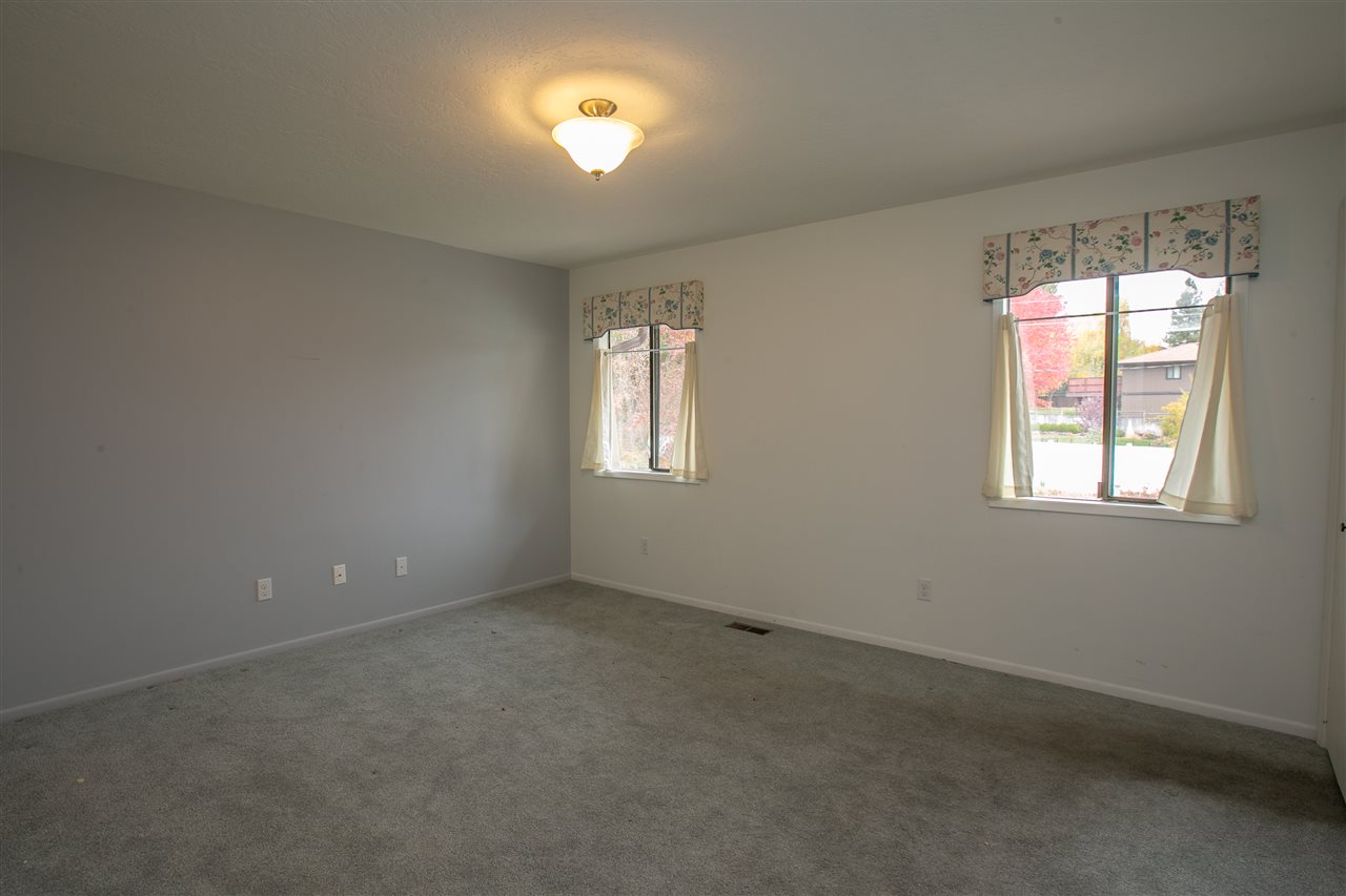 1817 East Pinecrest Road Spokane, WA 99203 - Photo 9 of 20 Gallery Image 9