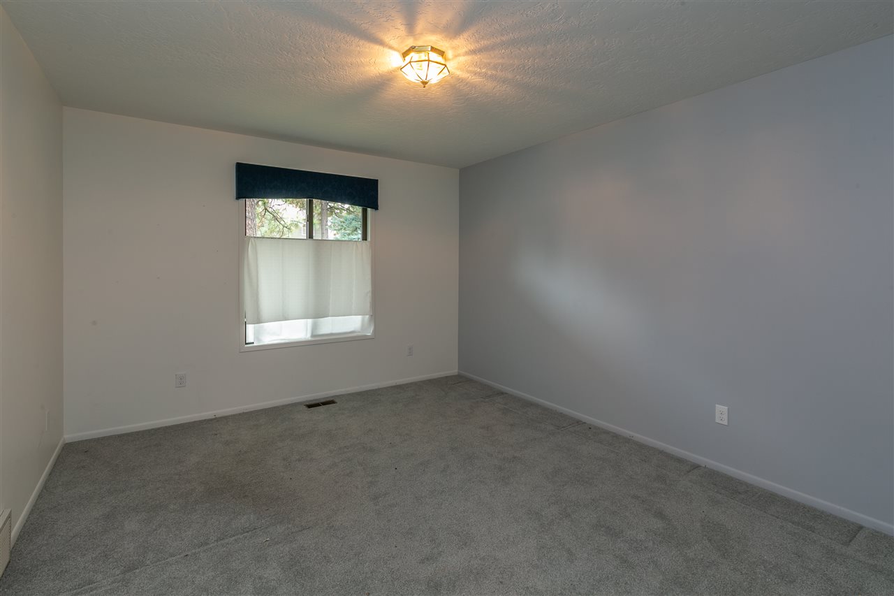 1817 East Pinecrest Road Spokane, WA 99203 - Photo 10 of 20 Gallery Image 10