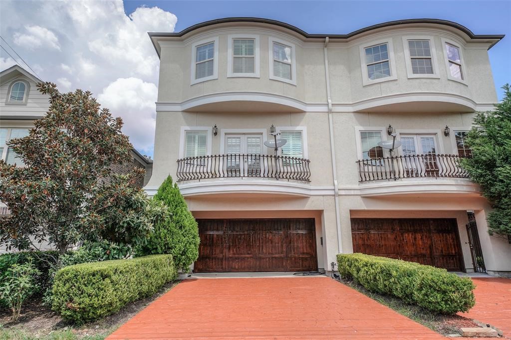 4218 Drake Street, Unit B Houston, TX 77005 - Photo 1 of 32
