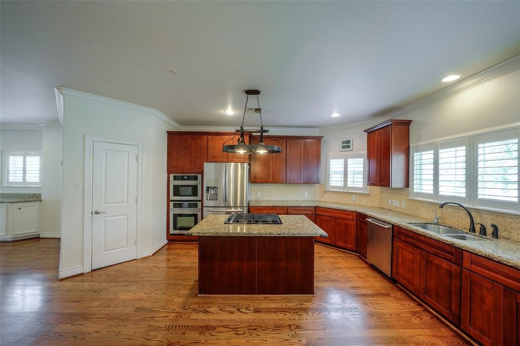 4218 Drake Street, Unit B Houston, TX 77005 - Photo 15 of 32