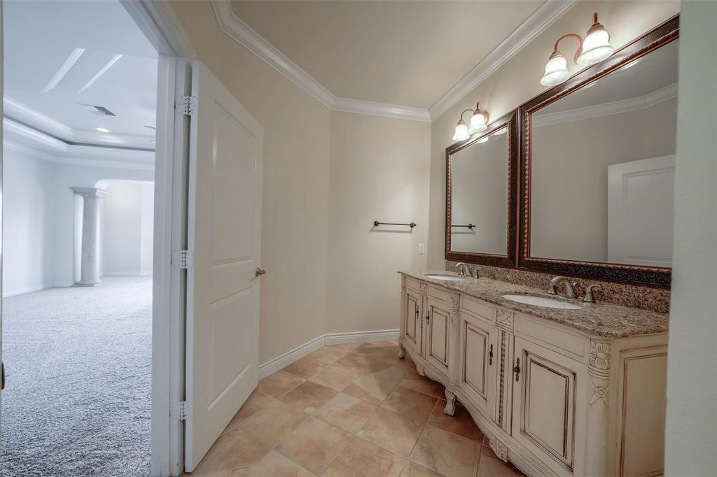 4218 Drake Street, Unit B Houston, TX 77005 - Photo 21 of 32