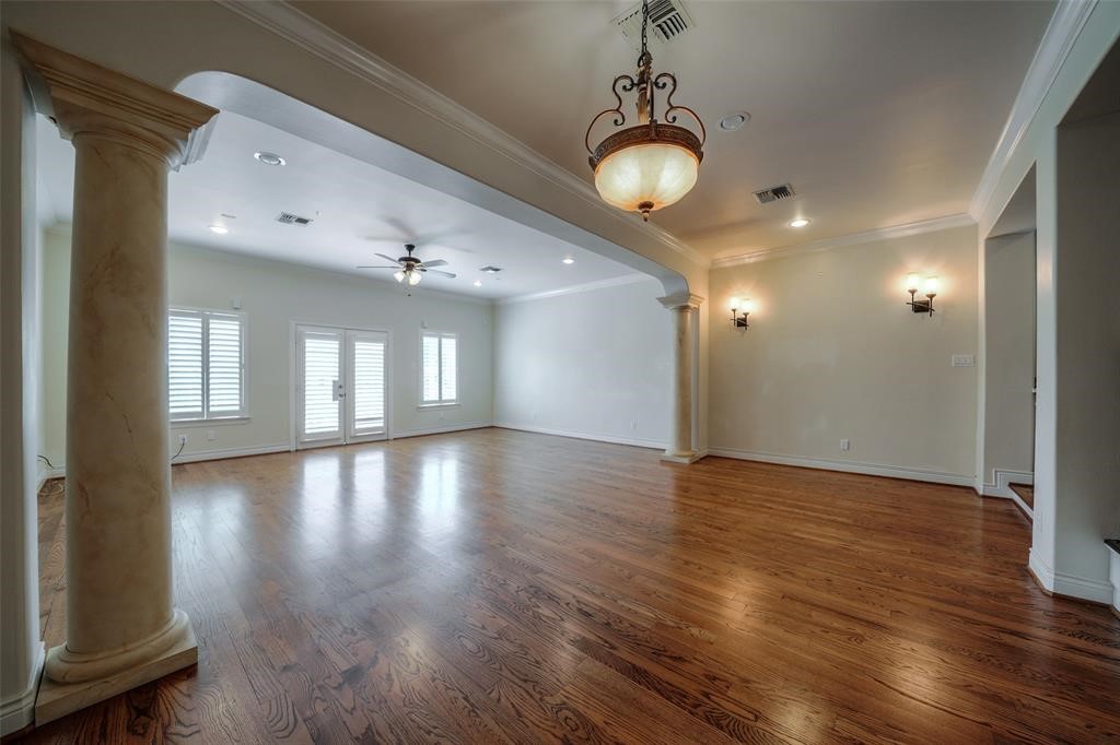4218 Drake Street, Unit B Houston, TX 77005 - Photo 6 of 32