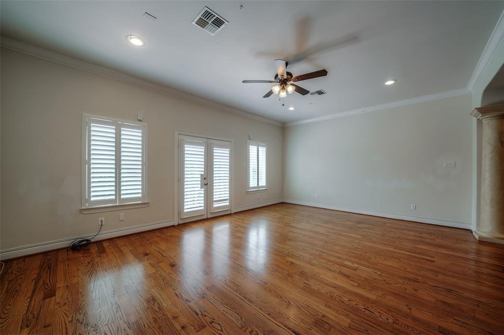 4218 Drake Street, Unit B Houston, TX 77005 - Photo 7 of 32