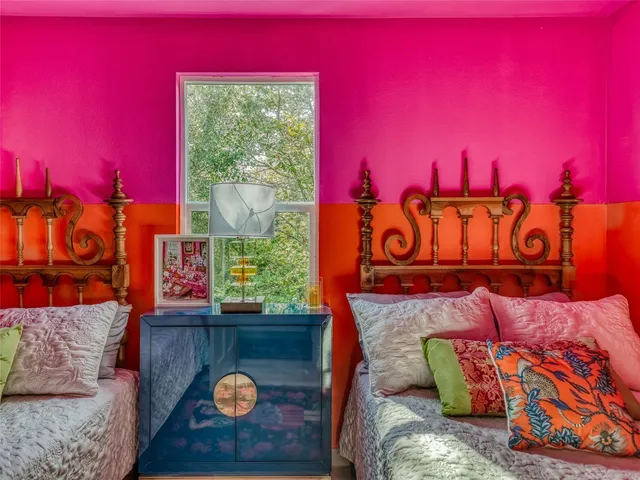 a bed room with a bed