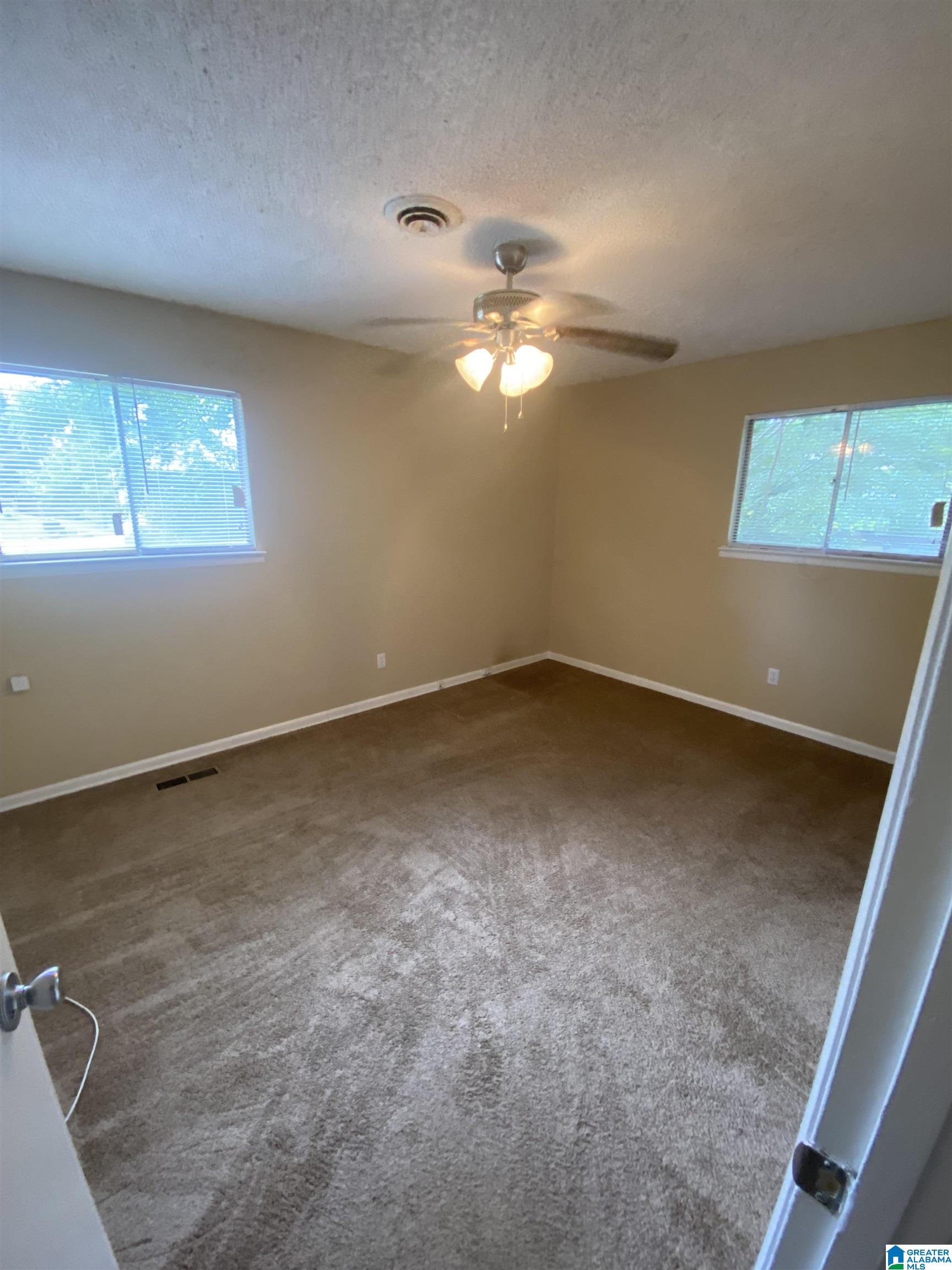 320 1st Street Pleasant Grove, AL 35127 - Photo 6 of 17
