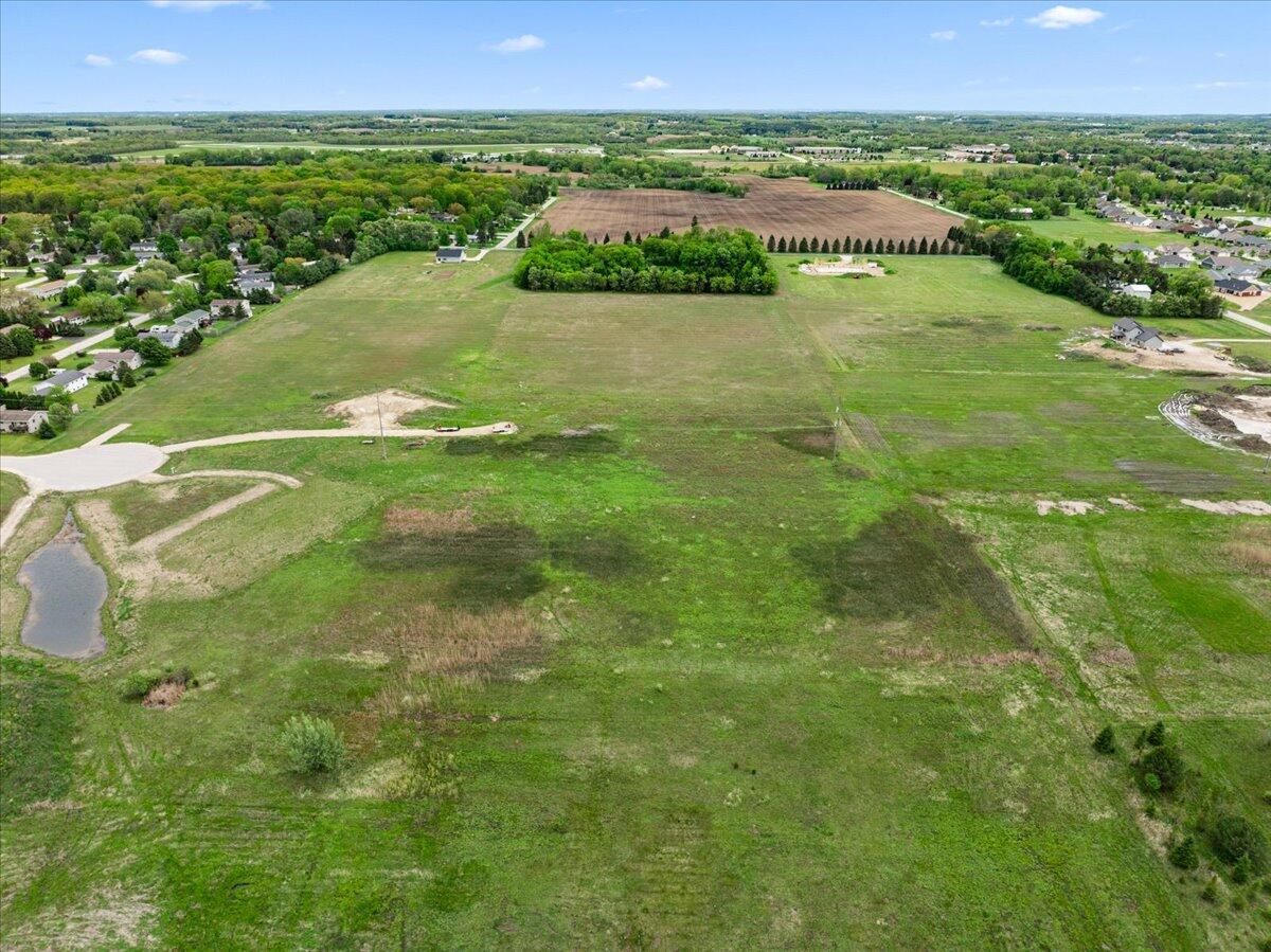 2016 David's View Trenton, WI 53090 - Photo 5 of 13 07-David's View-6