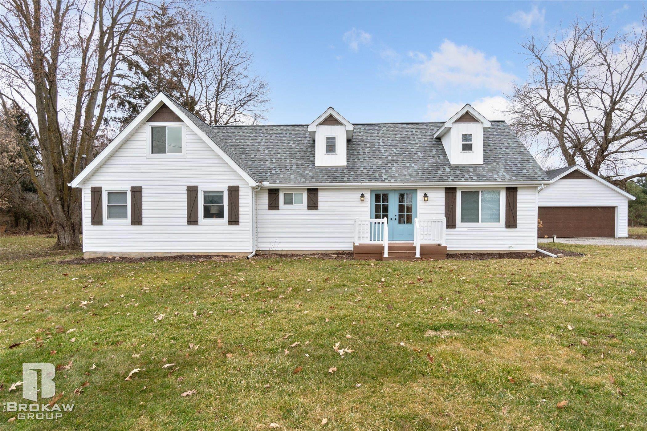10177 East Coldwater Road Davison, MI 48423 - Photo 3 of 52