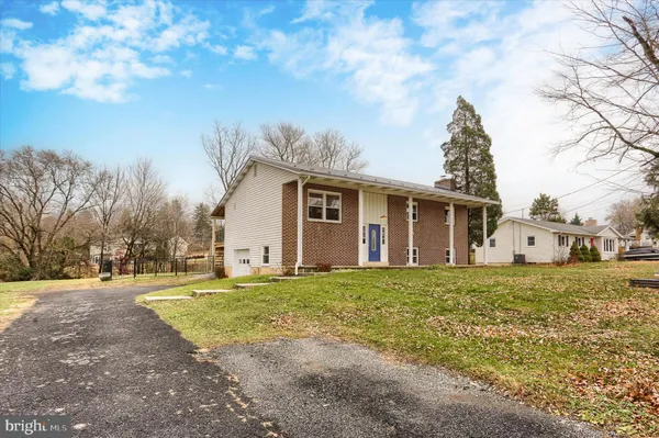 $299,900 | 127 Spring Road, Dillsburg, PA 17019