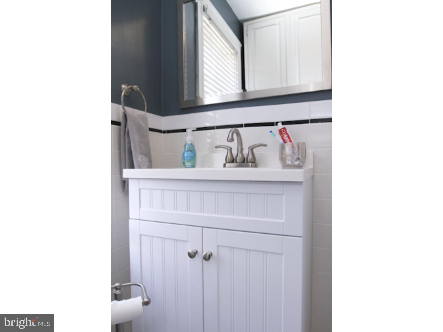 308 Hampden Road Upper Darby, PA 19082 - Photo 13 of 16 Bathroom