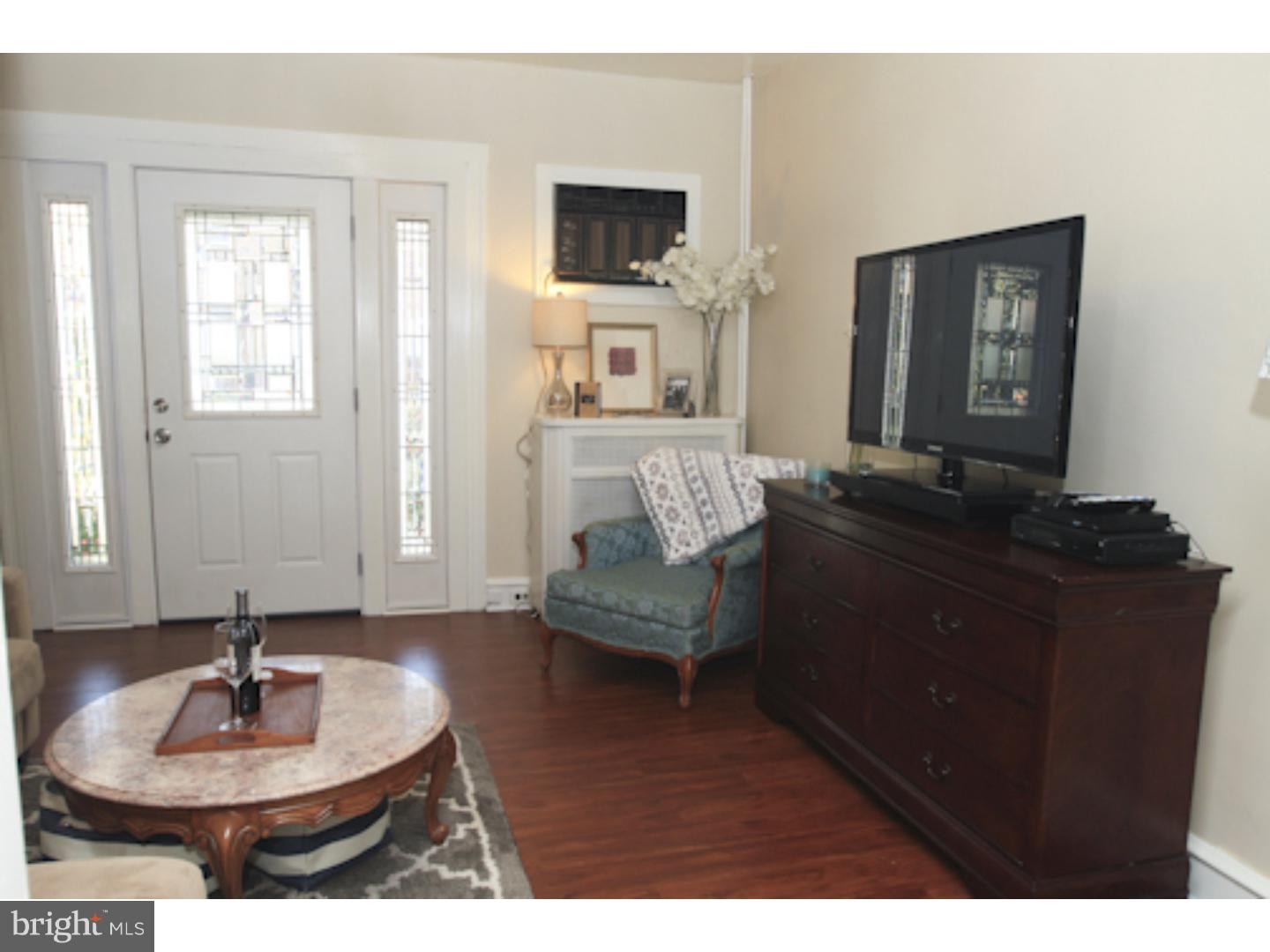308 Hampden Road Upper Darby, PA 19082 - Photo 4 of 16