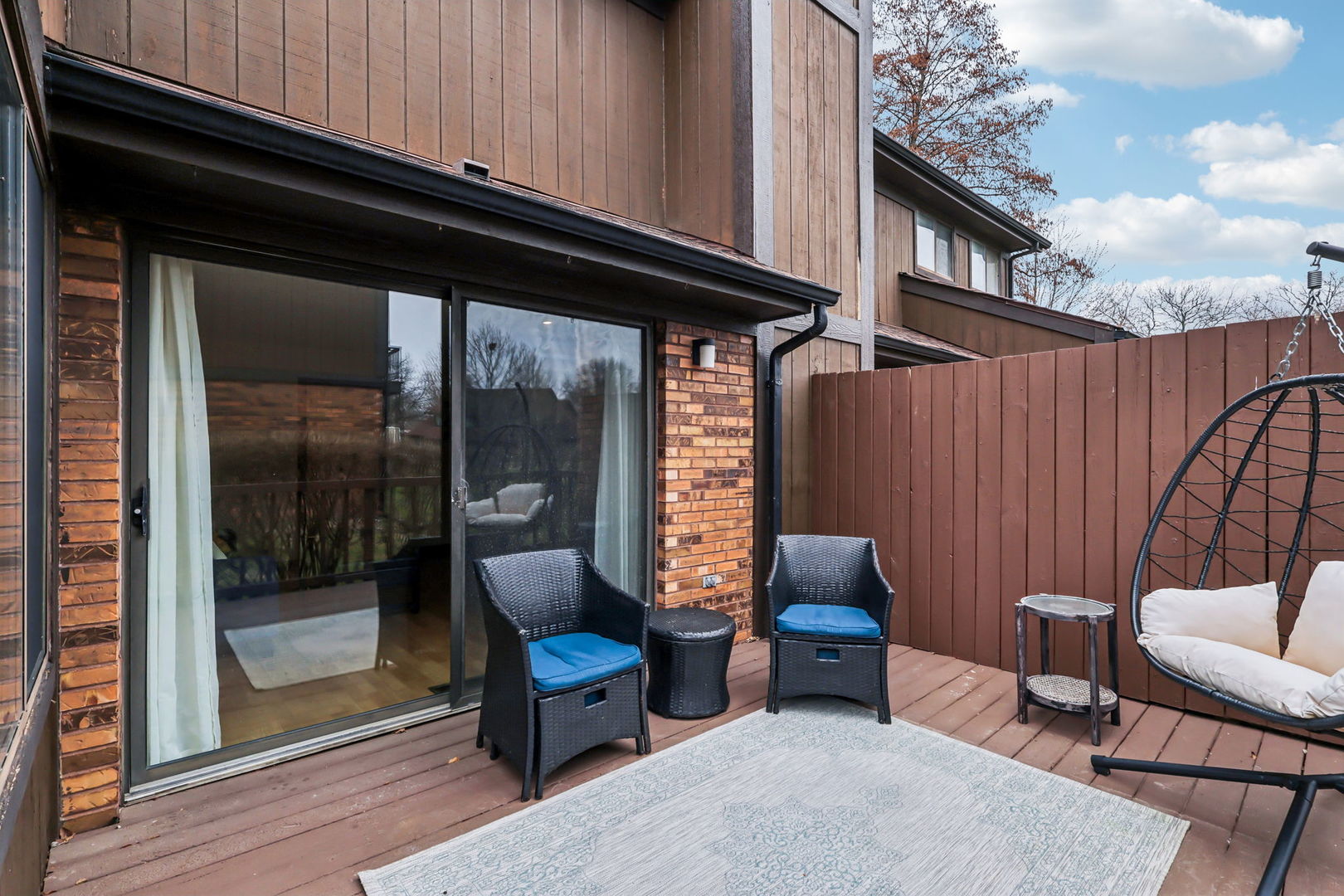 43 Creekside Circle Elgin, IL 60123 - Photo 24 of 28