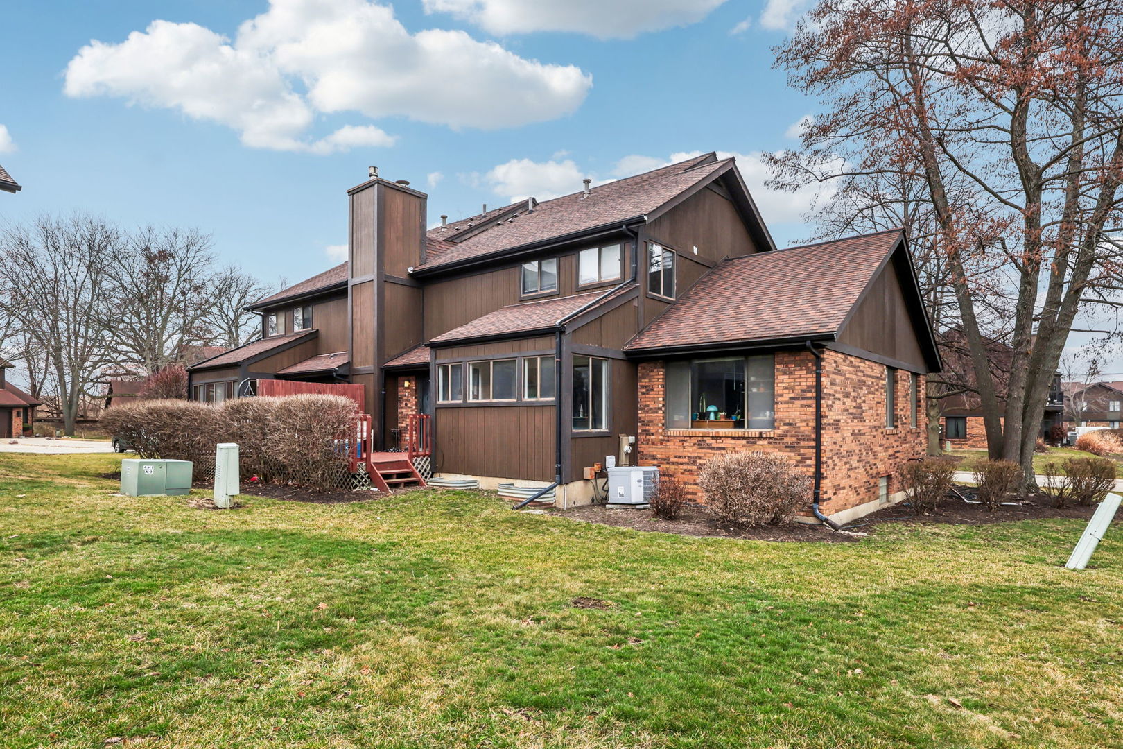 43 Creekside Circle Elgin, IL 60123 - Photo 26 of 28