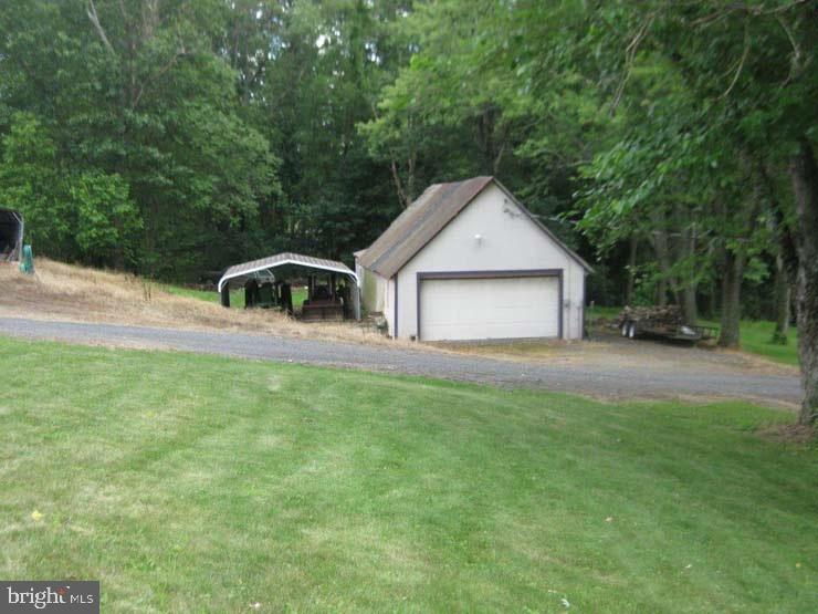 354 Mitchell Road Newport, PA 17074 - Photo 3 of 22 Gallery Image 3