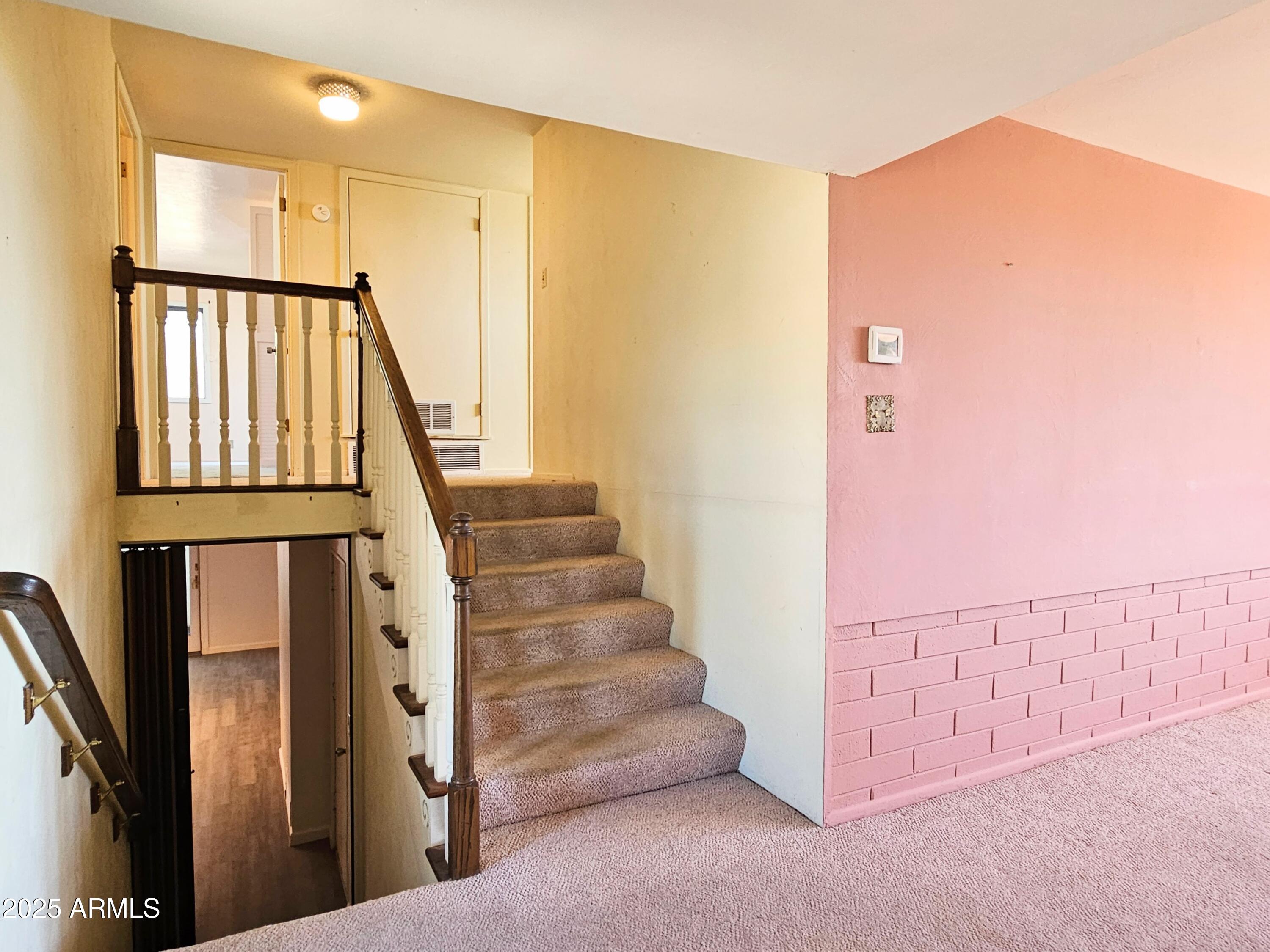 85 Pima Drive Bisbee, AZ 85603 - Photo 19 of 44 a view of entryway