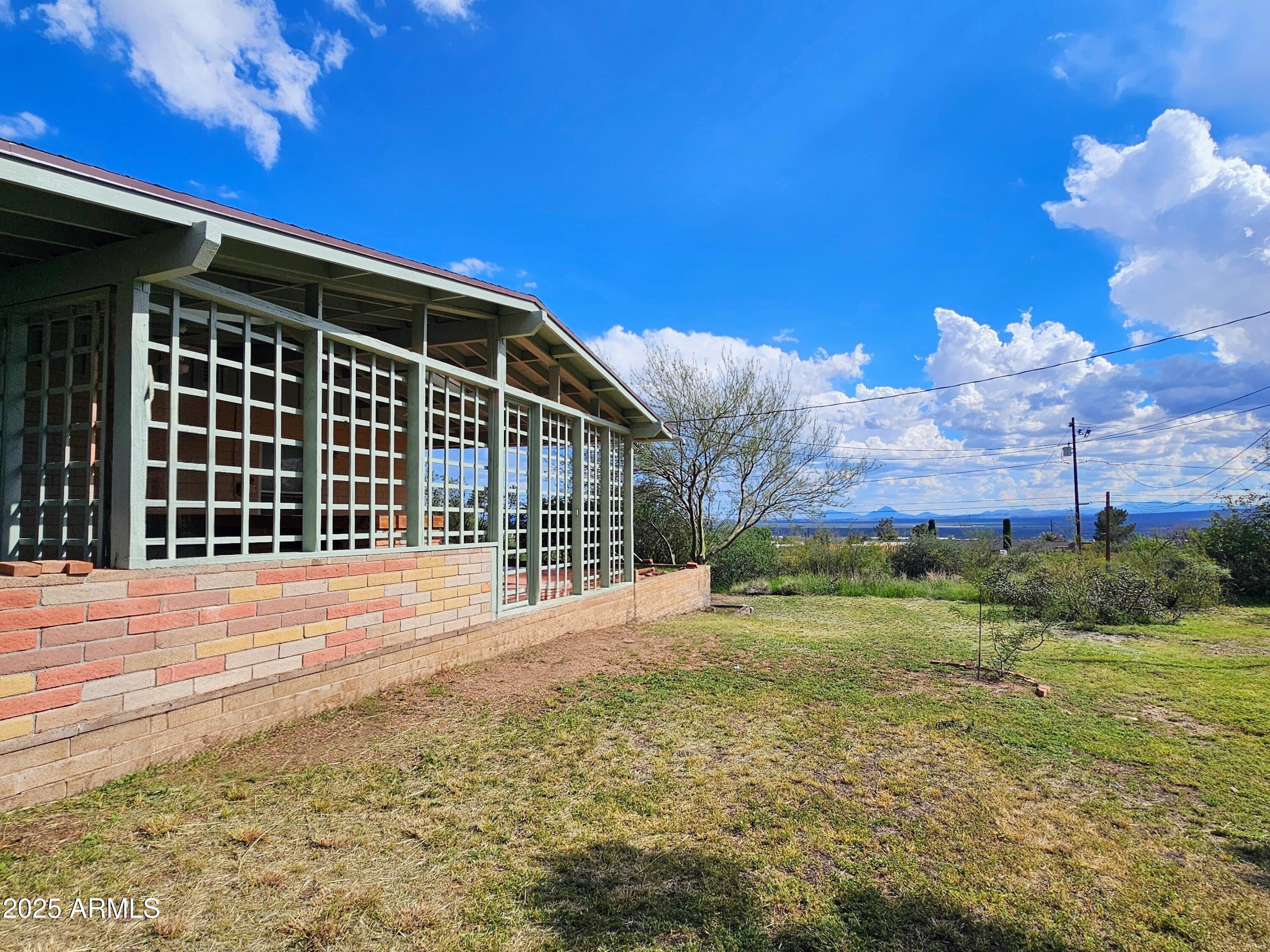 85 Pima Drive Bisbee, AZ 85603 - Photo 40 of 44 a view of a backyard