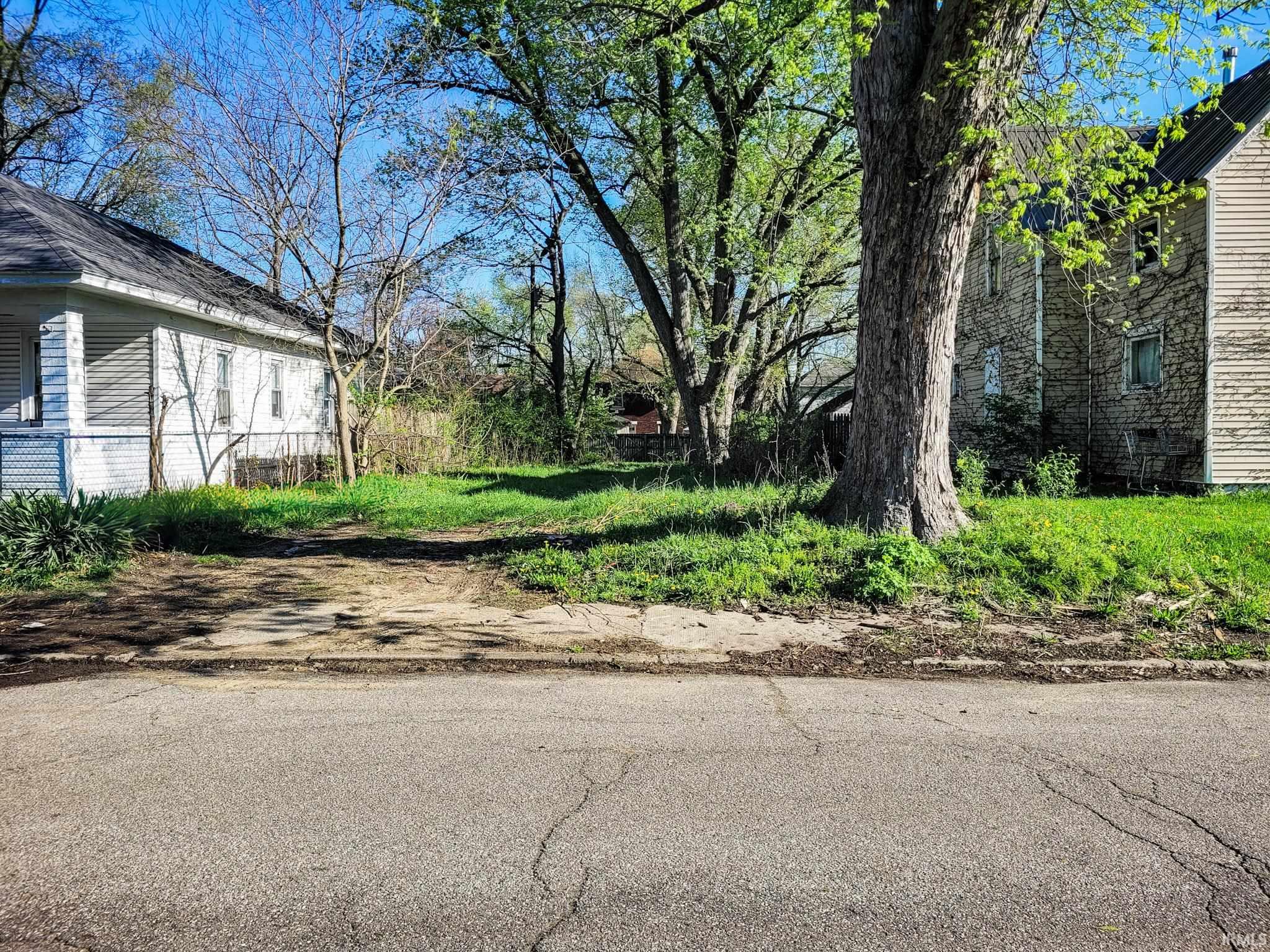1213 East Indiana Avenue South Bend, IN 46613 - Photo 4 of 10
