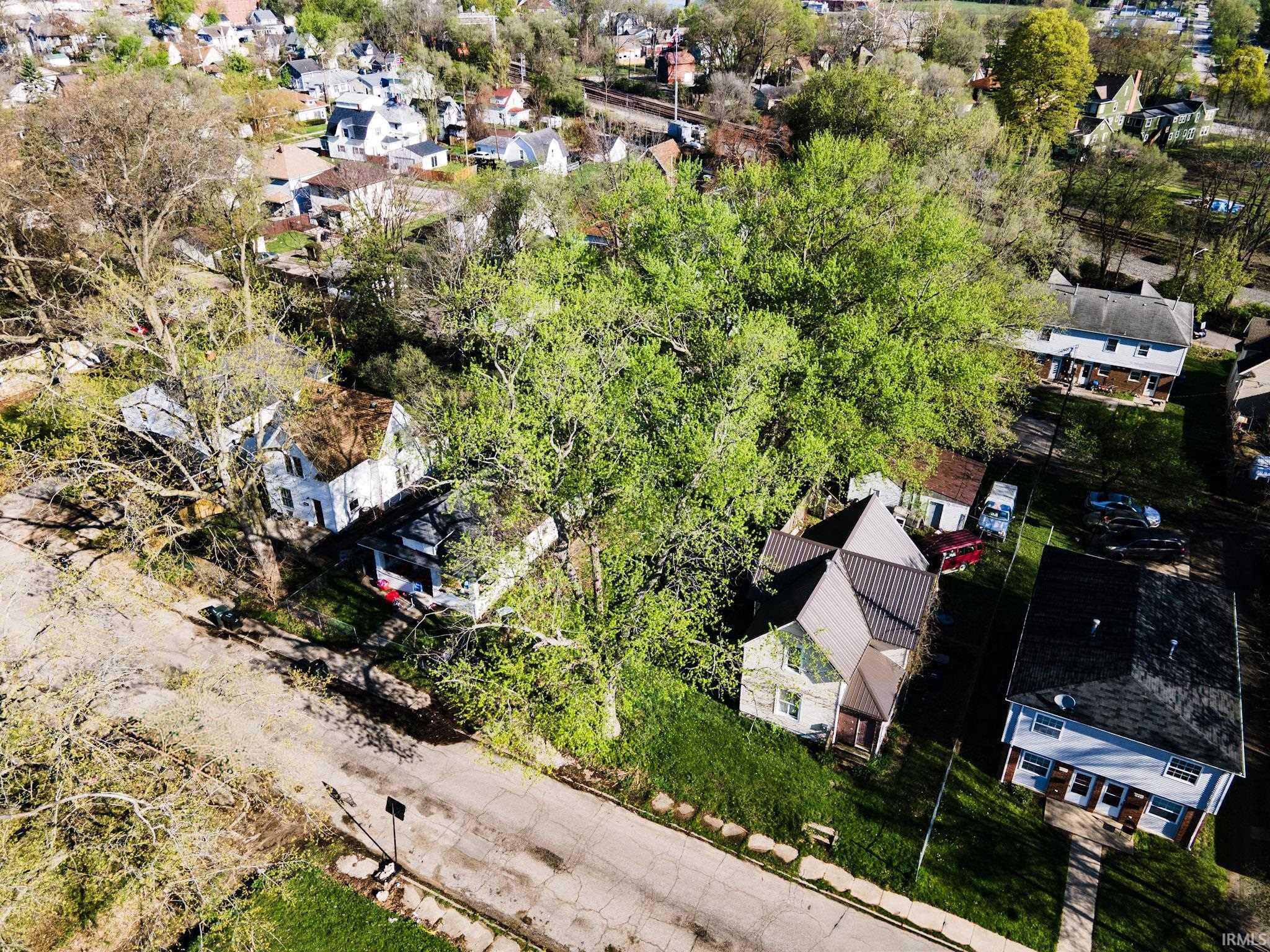 1213 East Indiana Avenue South Bend, IN 46613 - Photo 9 of 10