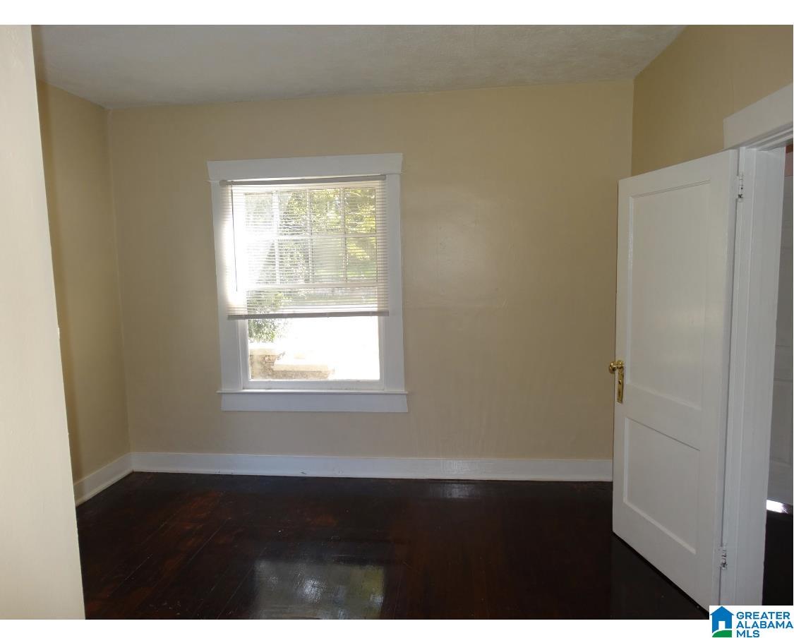 450 Valley Road Fairfield, AL 35064 - Photo 11 of 23