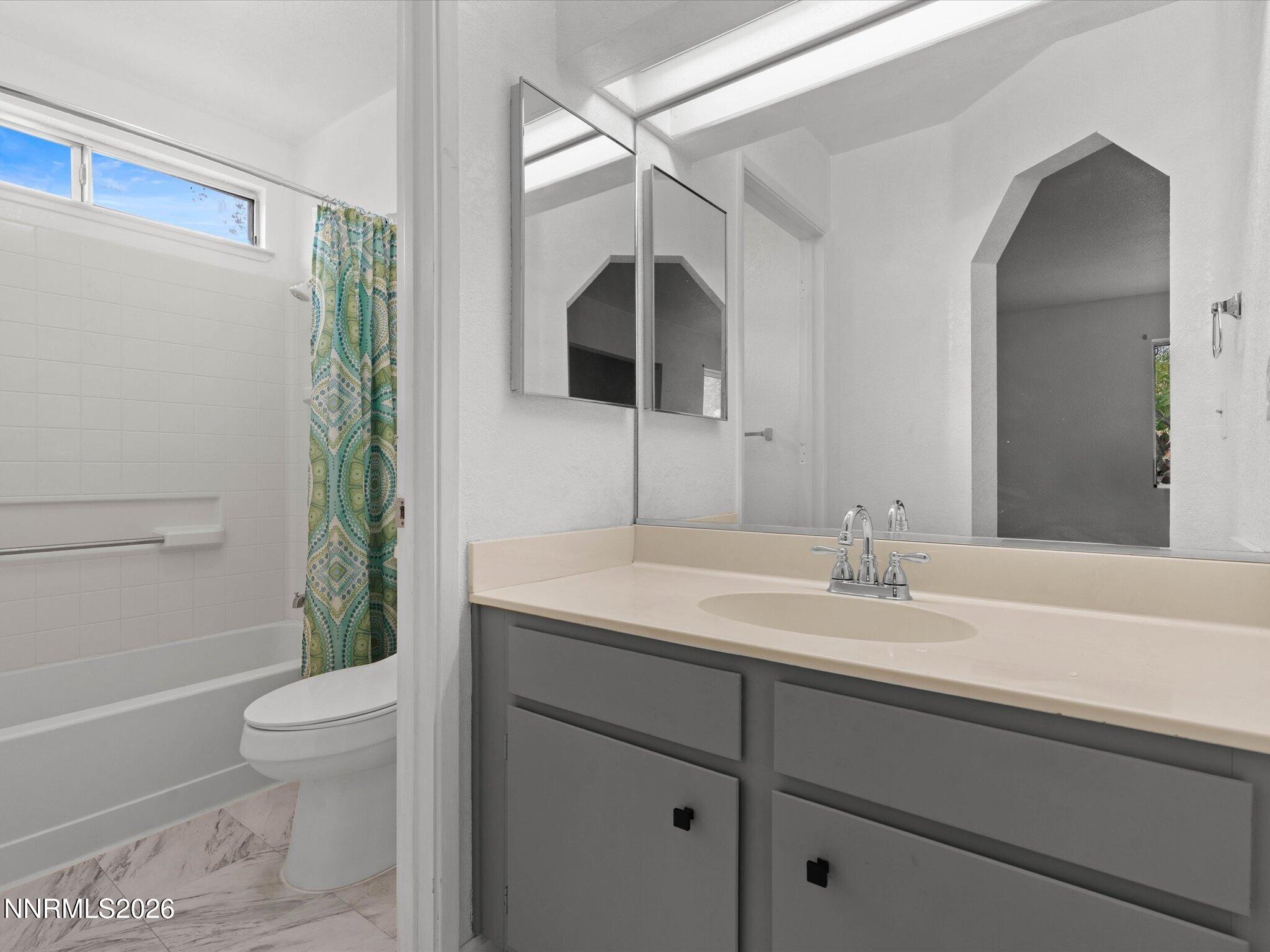 435 Barrel Street Wadsworth, NV 89442 - Photo 12 of 27 435 Primary Bath