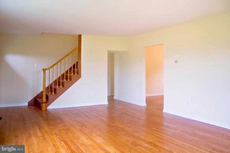 2 Ridgeway Drive Ridgely, MD 21660 - Photo 7 of 21 Living Room