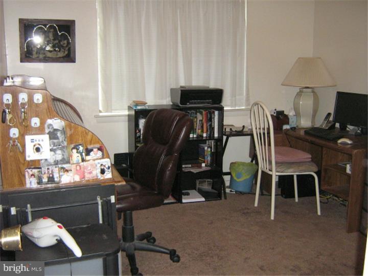 64004 Delaire Landing Road, Unit 4 Philadelphia, PA 19114 - Photo 13 of 23 Gallery Image 13