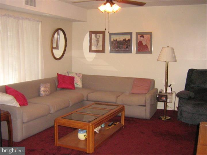 64004 Delaire Landing Road, Unit 4 Philadelphia, PA 19114 - Photo 4 of 23 Gallery Image 4